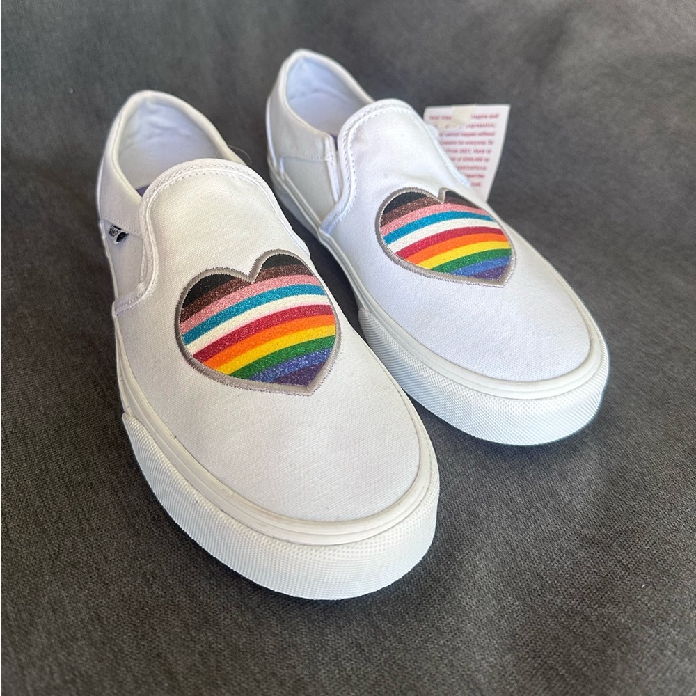 VANS asher pride slip-on white rainbow heart